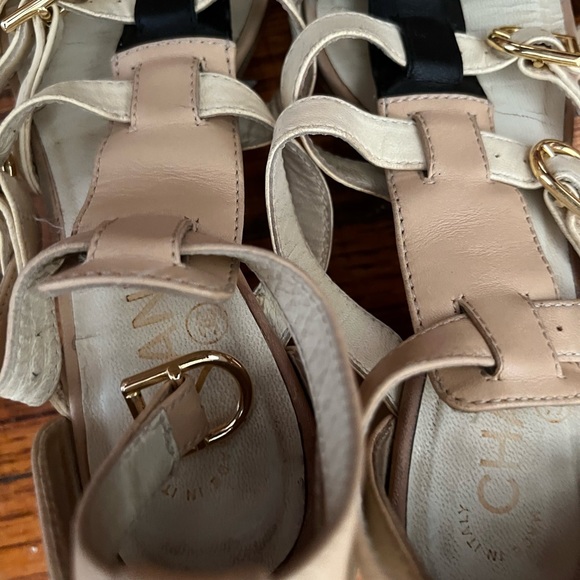 Authentic Chanel sandals - Picture 3 of 7